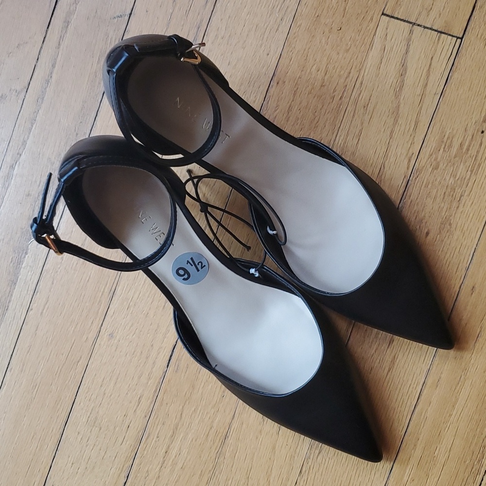 Nine West Black D'orsay Kitten Heels 9.5
